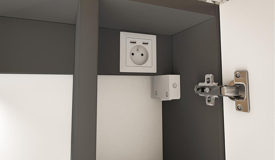 Tomada Elétrica + USB