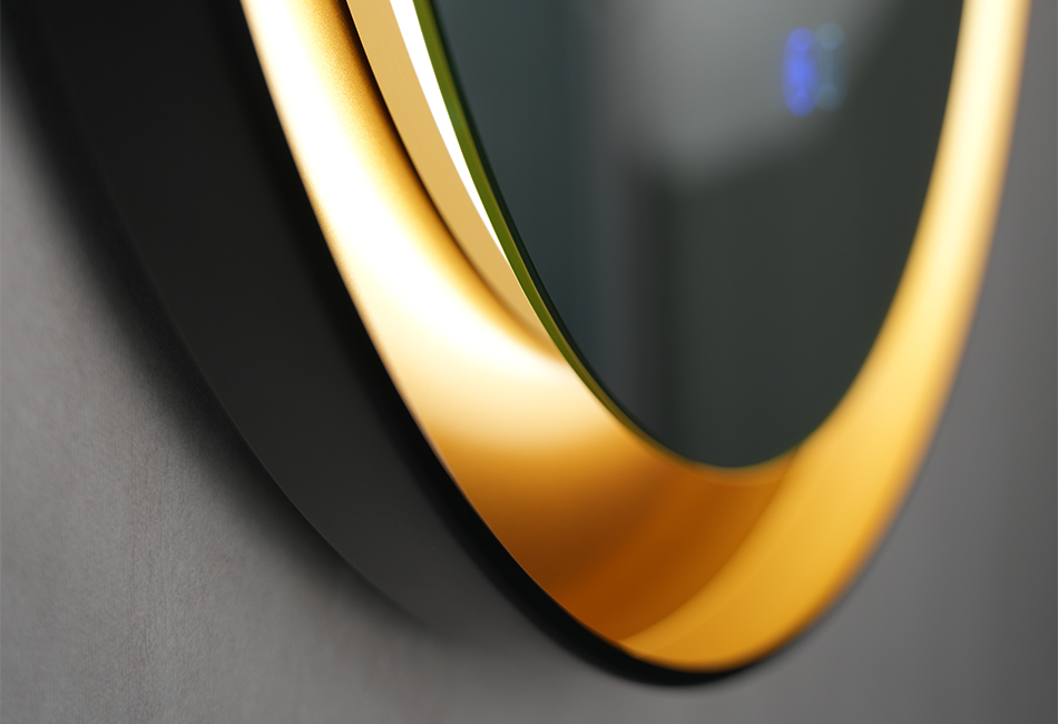 Espelho com moldura metálica preta