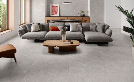 Ladrilho de grés para pavimento 100x100, travertino cortado transversalmente, acabamento mate, cinzento A4H497 Chrono Grey