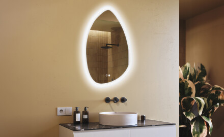 Espelho irregular com iluminação, 64×94 cm, bicolor, interruptor touch, tapete aquecedor