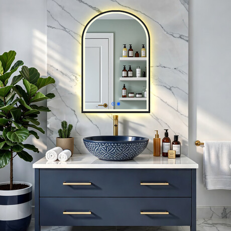 Espelho irregular com iluminação LED em moldura de alumínio preta #8